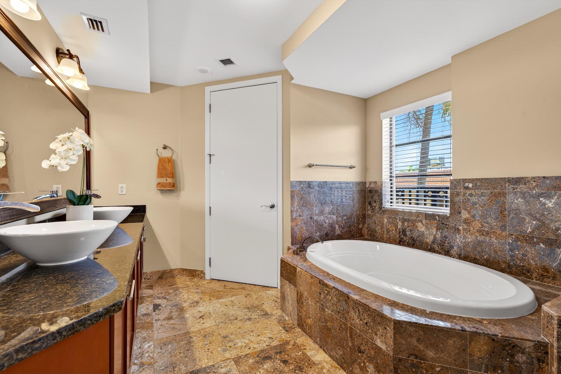 2409 N Ocean #328 Fort Lauderdale, FL 33305