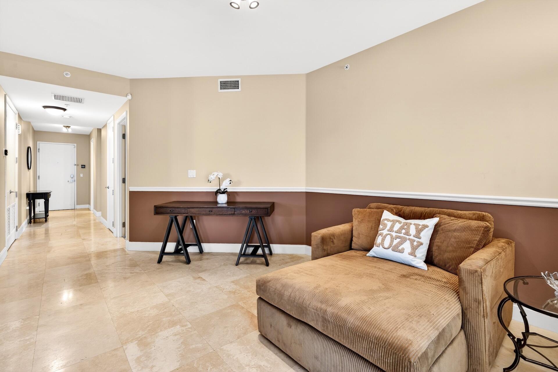 2409 N Ocean #328 Fort Lauderdale, FL 33305