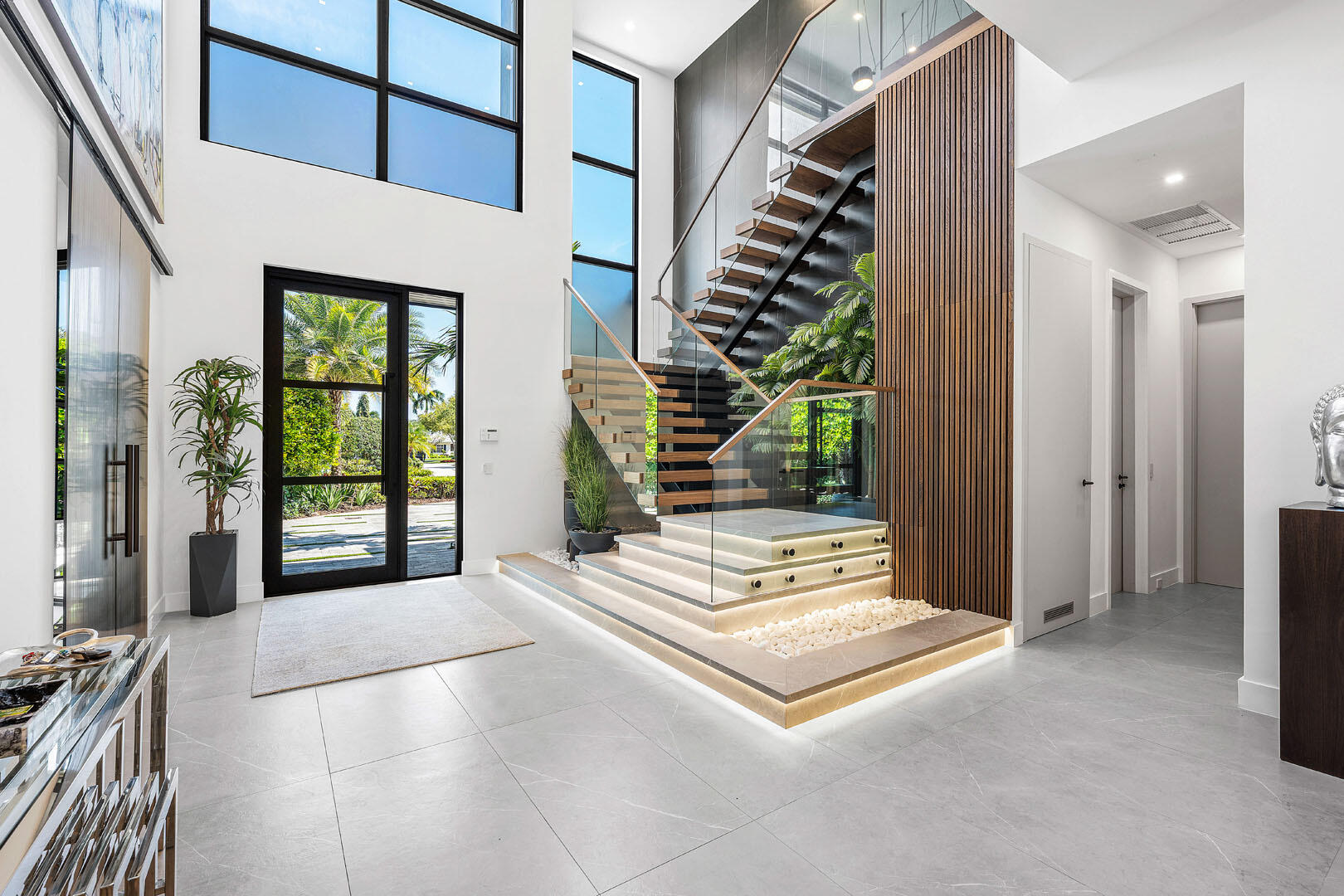 117 Thatch Palm Boca Raton, FL 33432