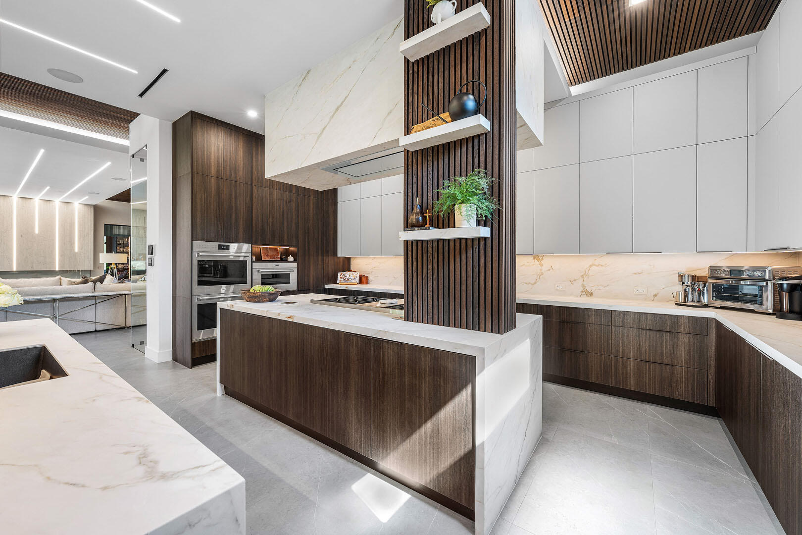 117 Thatch Palm Boca Raton, FL 33432