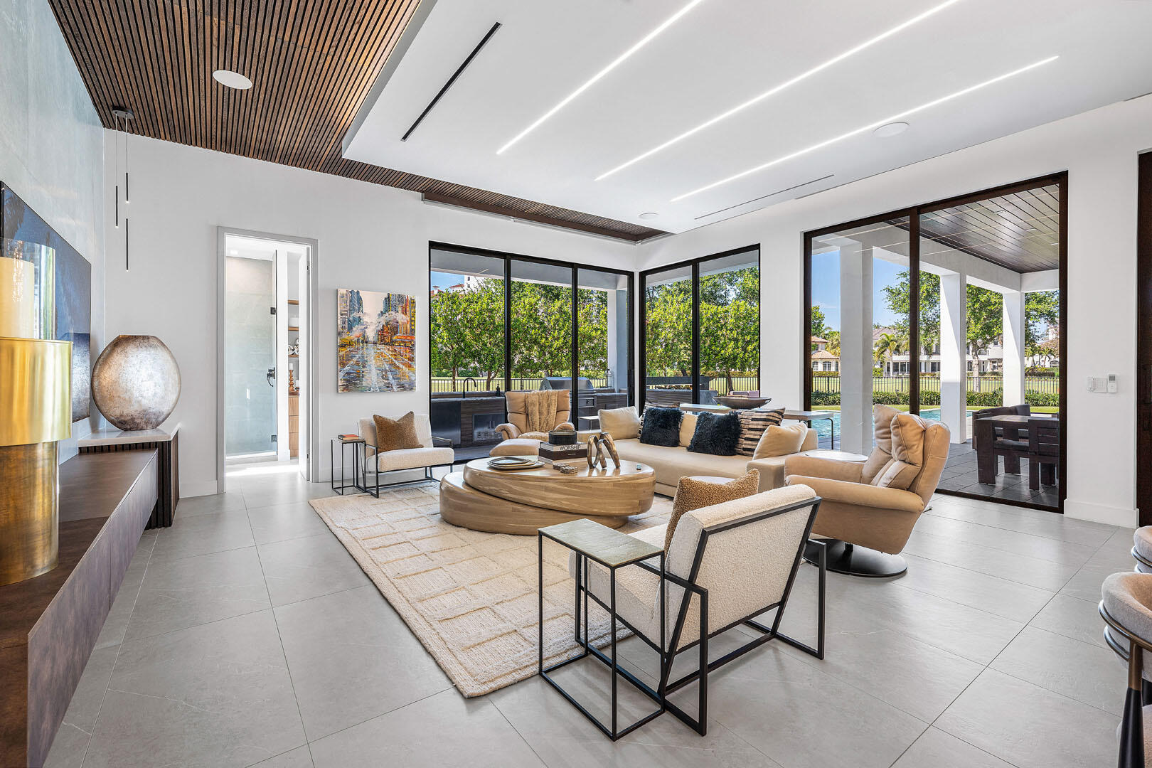 117 Thatch Palm Boca Raton, FL 33432