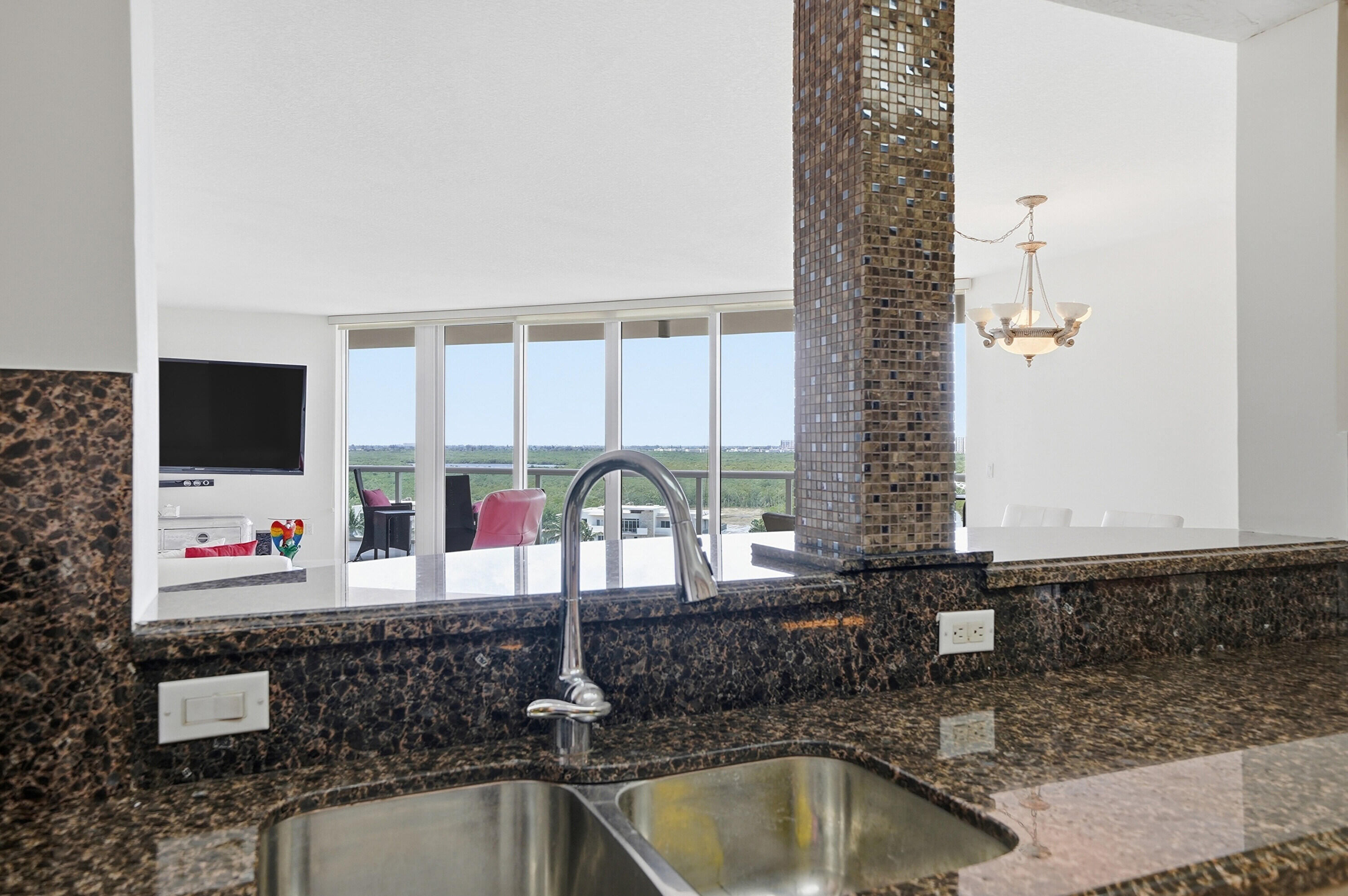 6051 N Ocean #1003 Hollywood, FL 33019