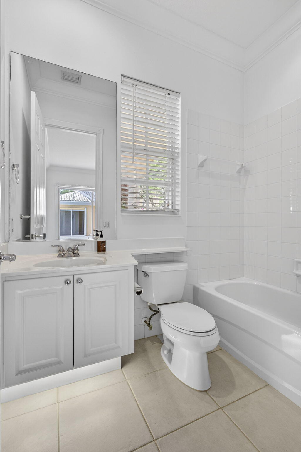 212 Florence Jupiter, FL 33458