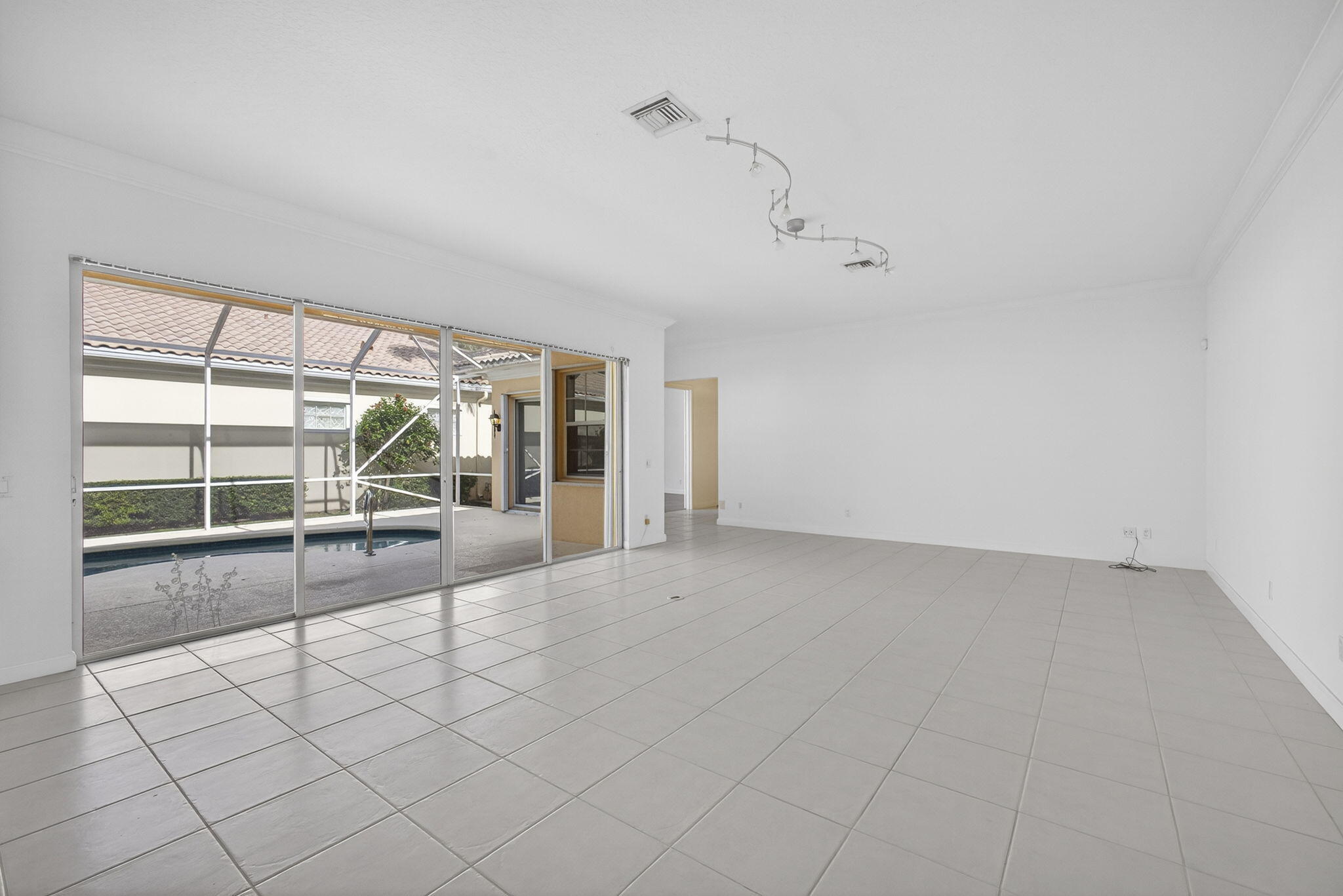 212 Florence Jupiter, FL 33458