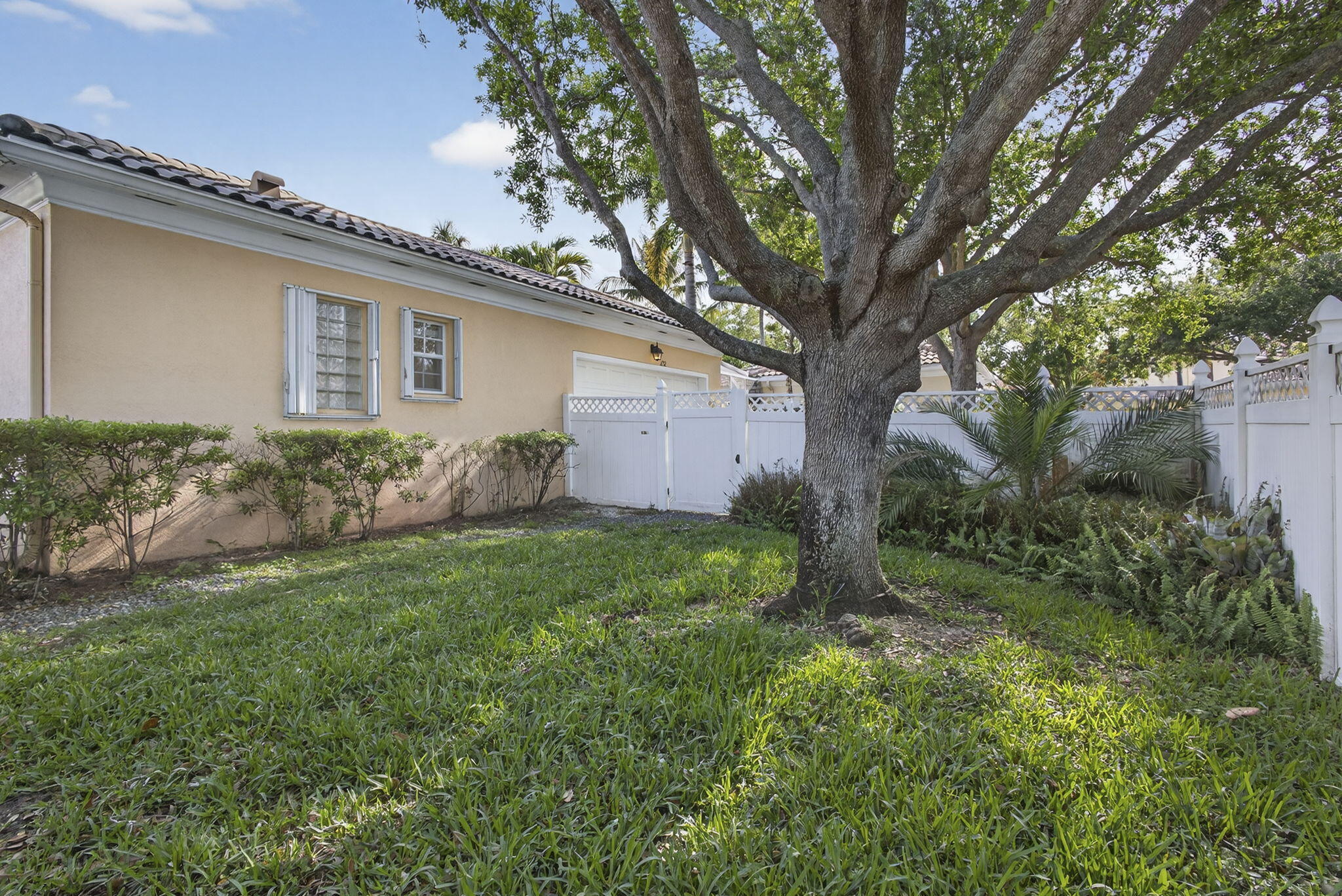 212 Florence Jupiter, FL 33458