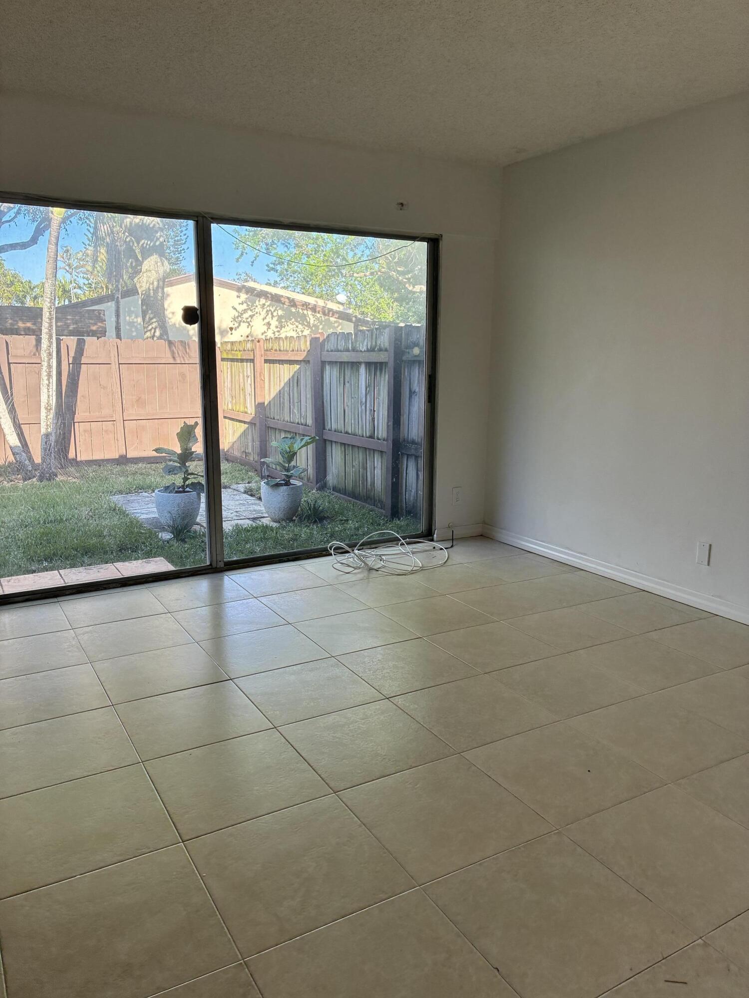 2301 Buttonwood Pembroke Pines, FL 33026