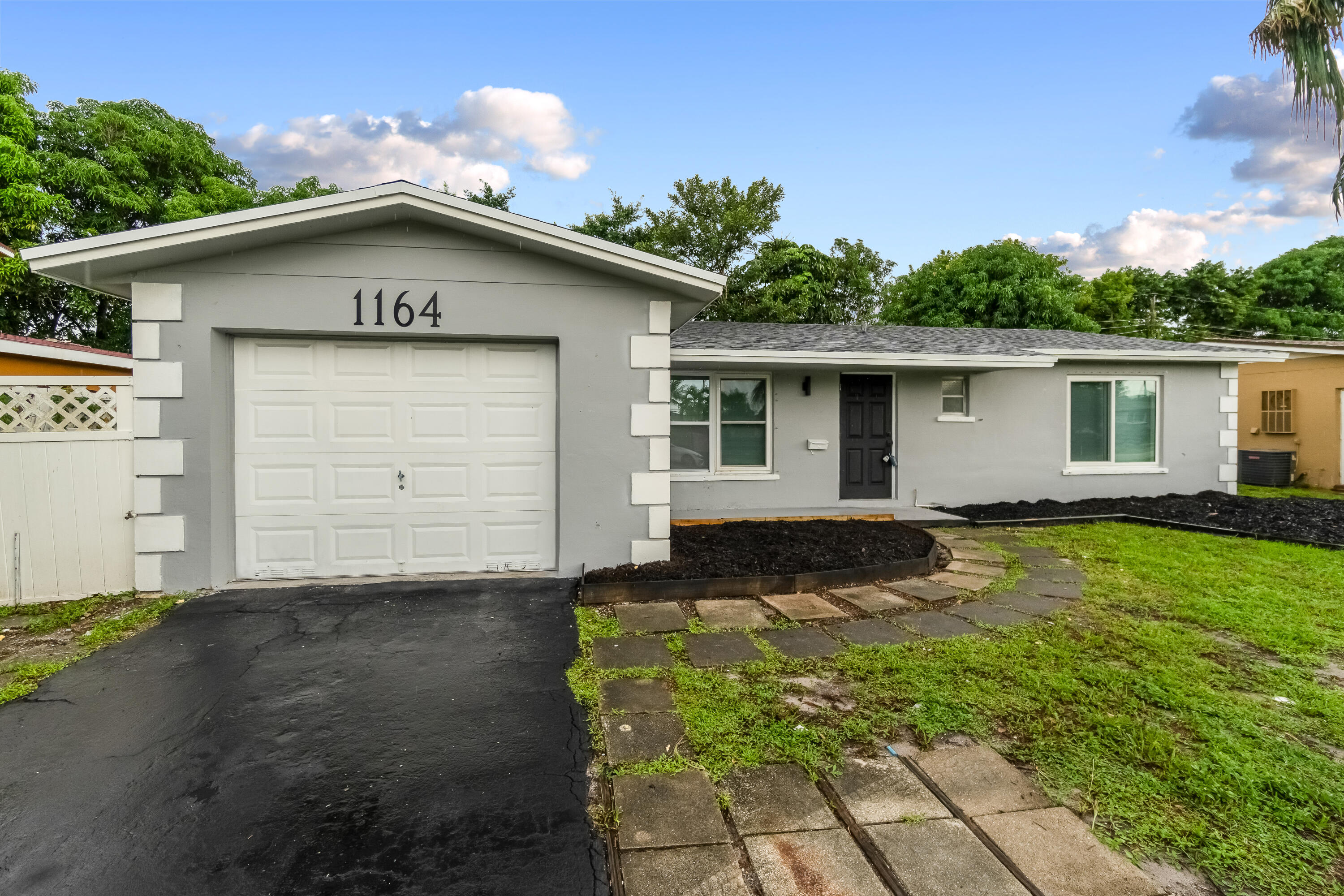 1164 NW 45th