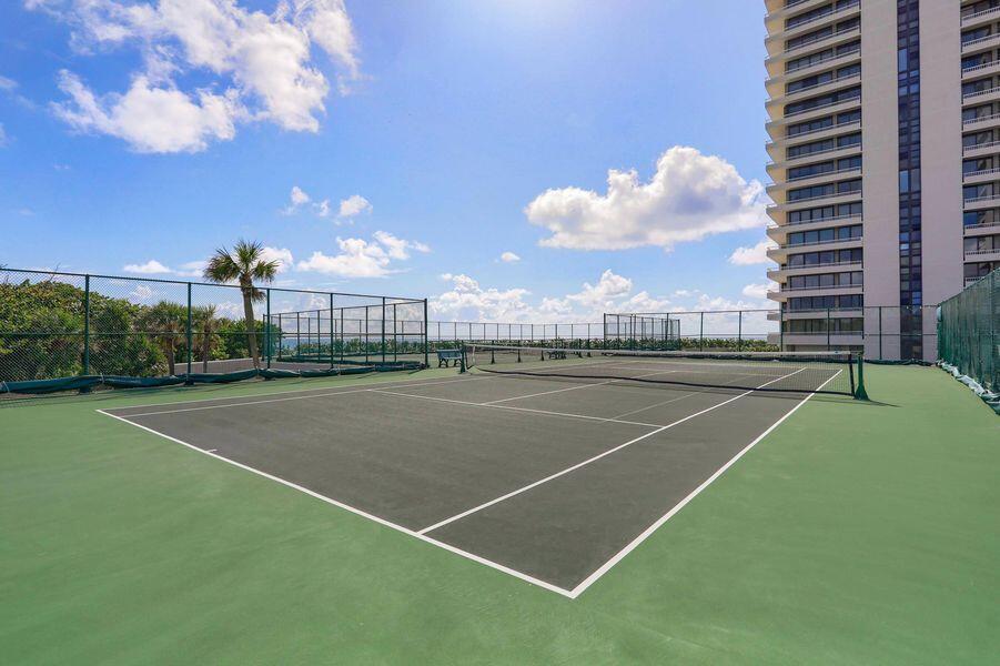 5550 N Ocean #3c Singer Island, FL 33404