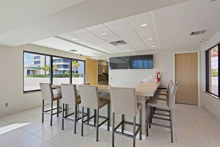 5550 N Ocean #3c Singer Island, FL 33404