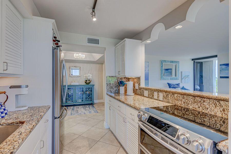 5550 N Ocean #3c Singer Island, FL 33404