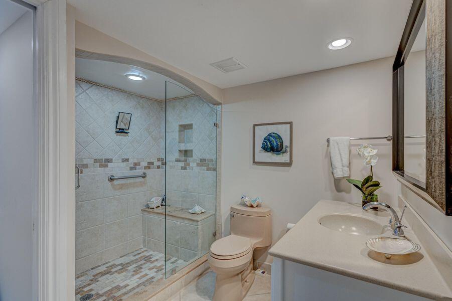 5550 N Ocean #3c Singer Island, FL 33404