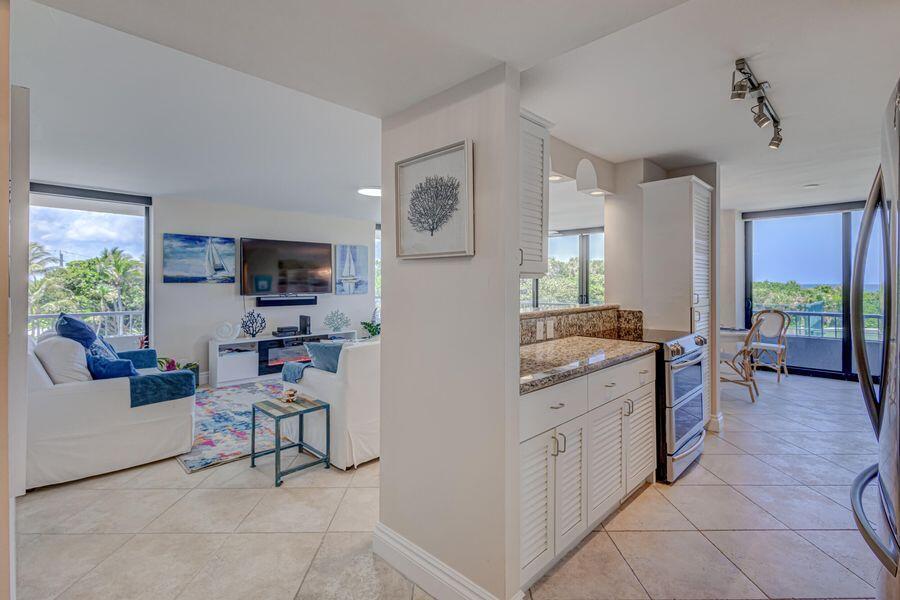5550 N Ocean #3c Singer Island, FL 33404