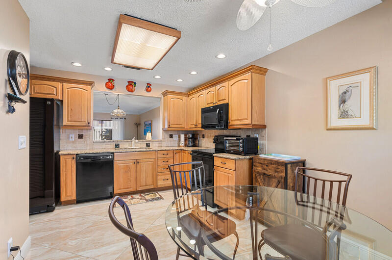 3409 SE 8th #6 Pompano Beach, FL 33062