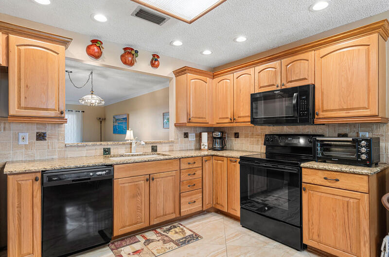 3409 SE 8th #6 Pompano Beach, FL 33062
