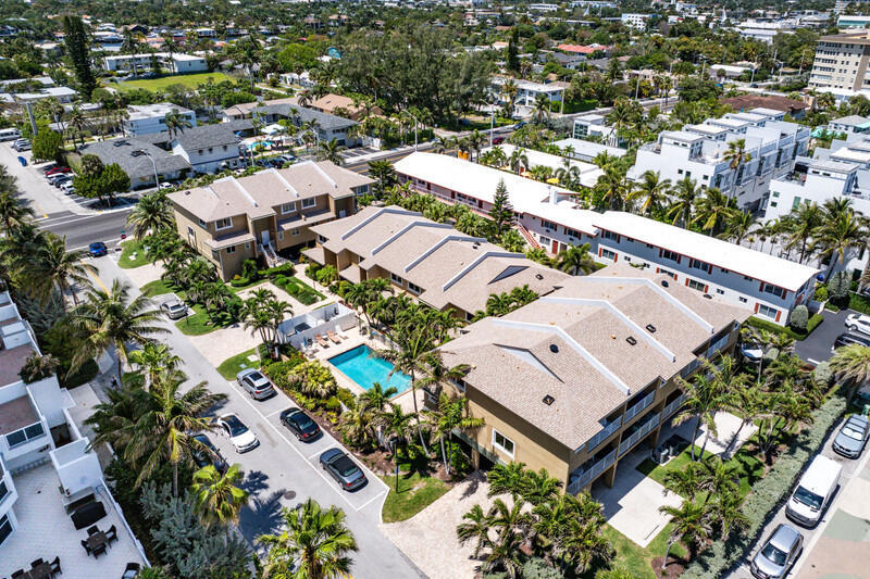 3409 SE 8th #6 Pompano Beach, FL 33062