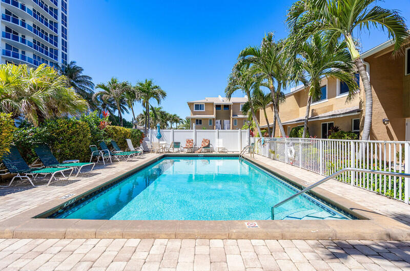 3409 SE 8th #6 Pompano Beach, FL 33062