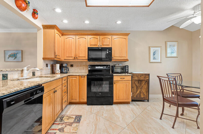 3409 SE 8th #6 Pompano Beach, FL 33062