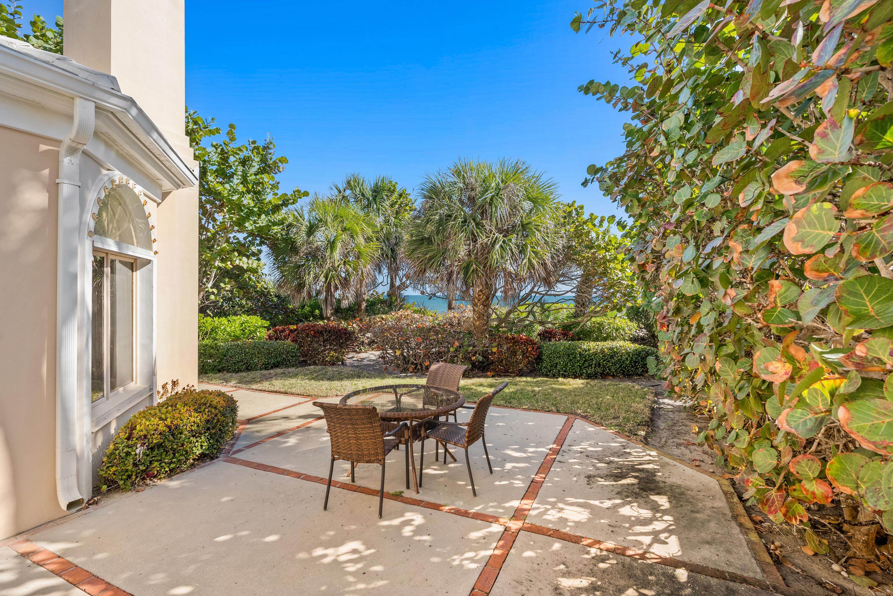 210 N Camelia Vero Beach, FL 32963