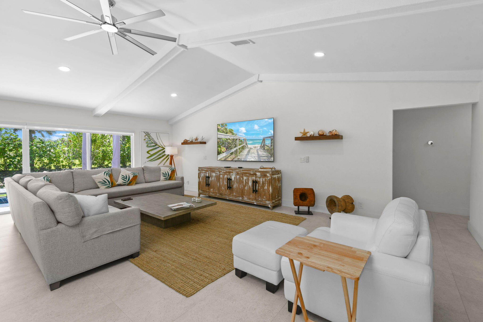 114 N Beach Jupiter Island, FL 33455