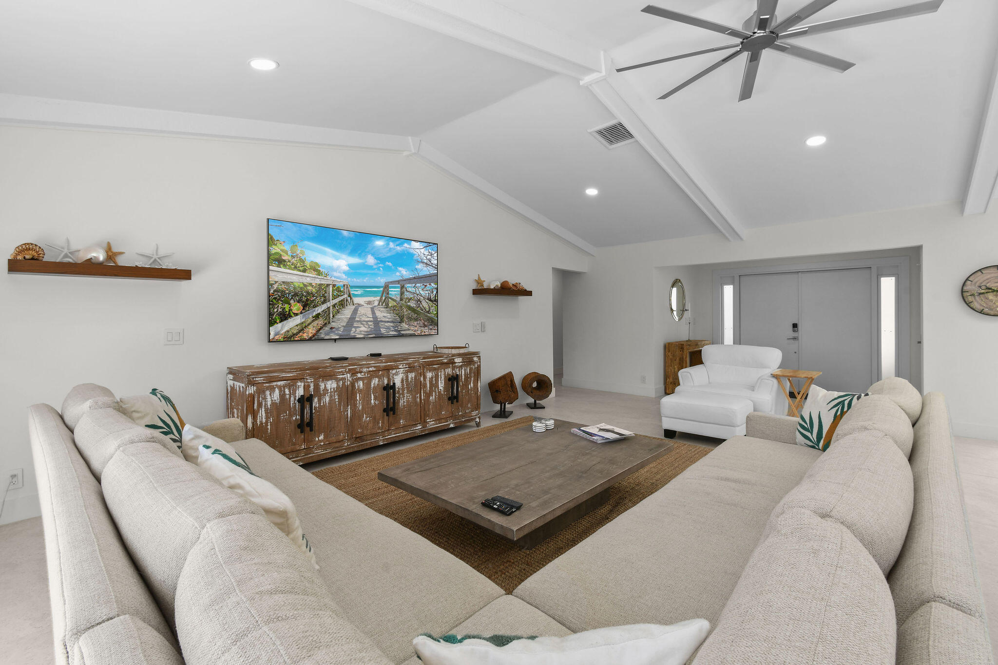 114 N Beach Jupiter Island, FL 33455