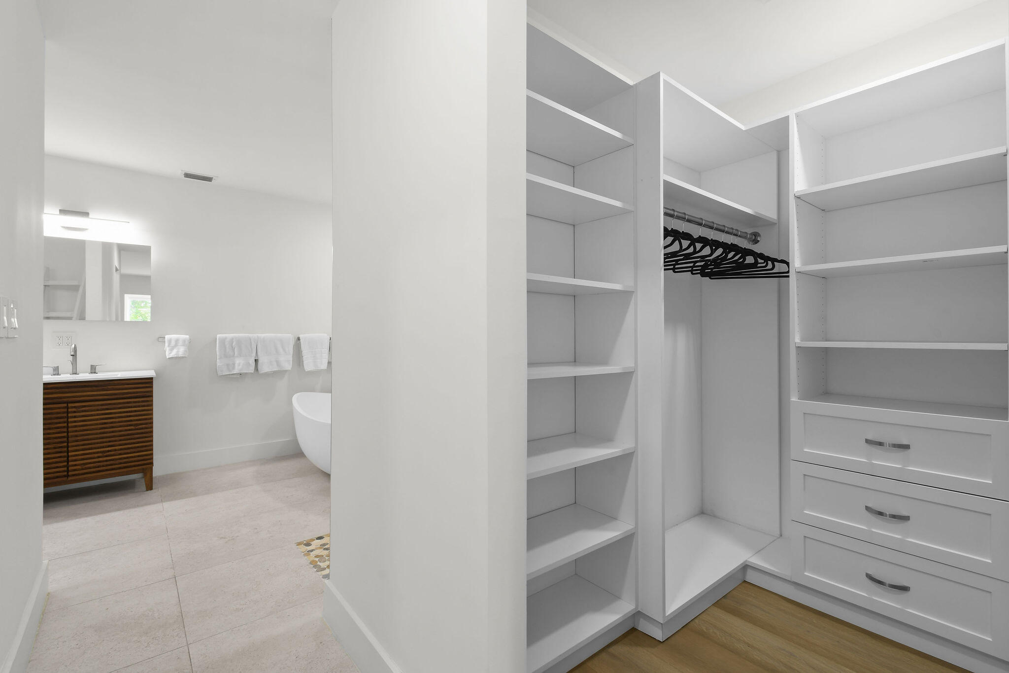 114 N Beach Jupiter Island, FL 33455
