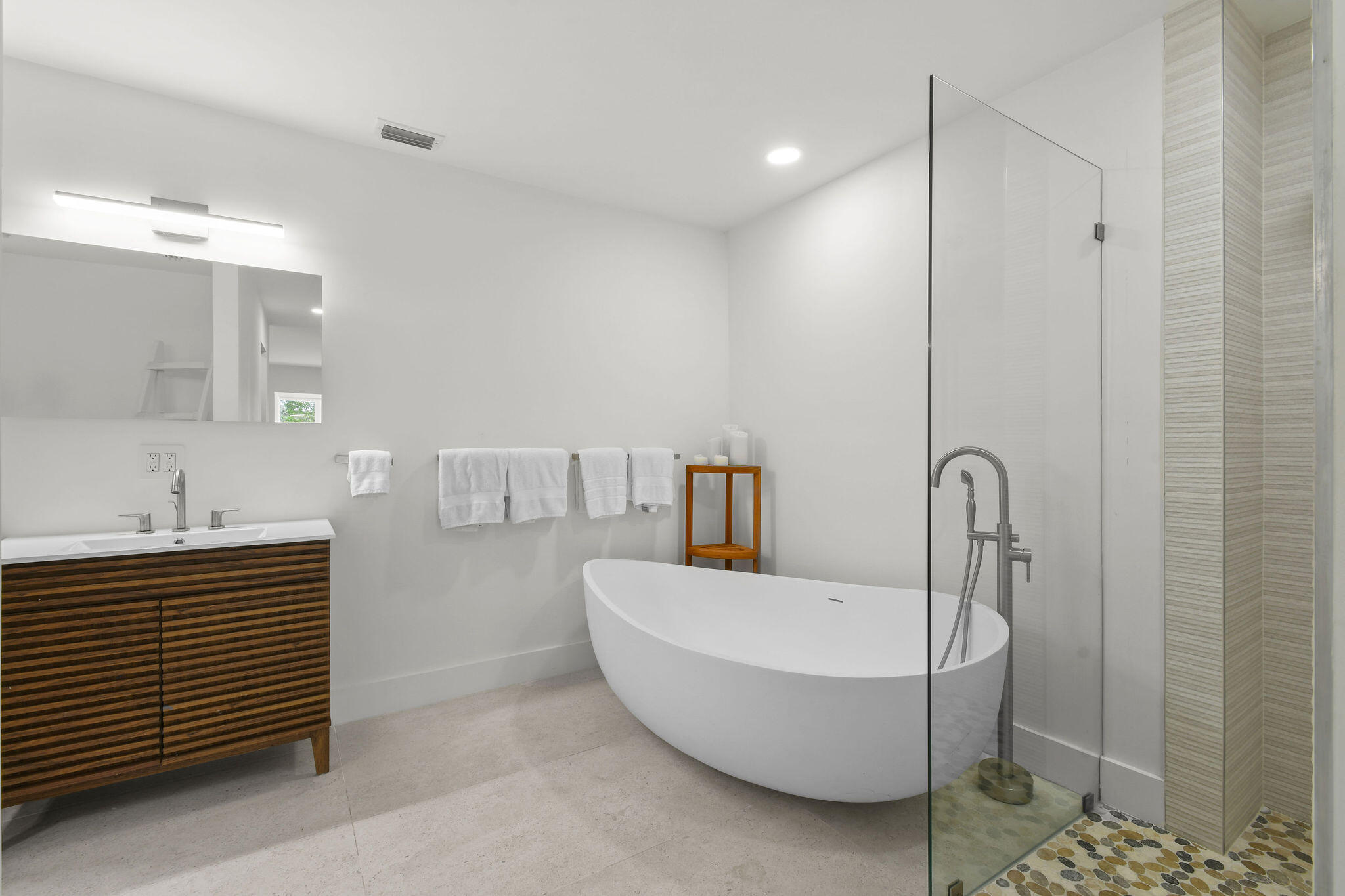 114 N Beach Jupiter Island, FL 33455
