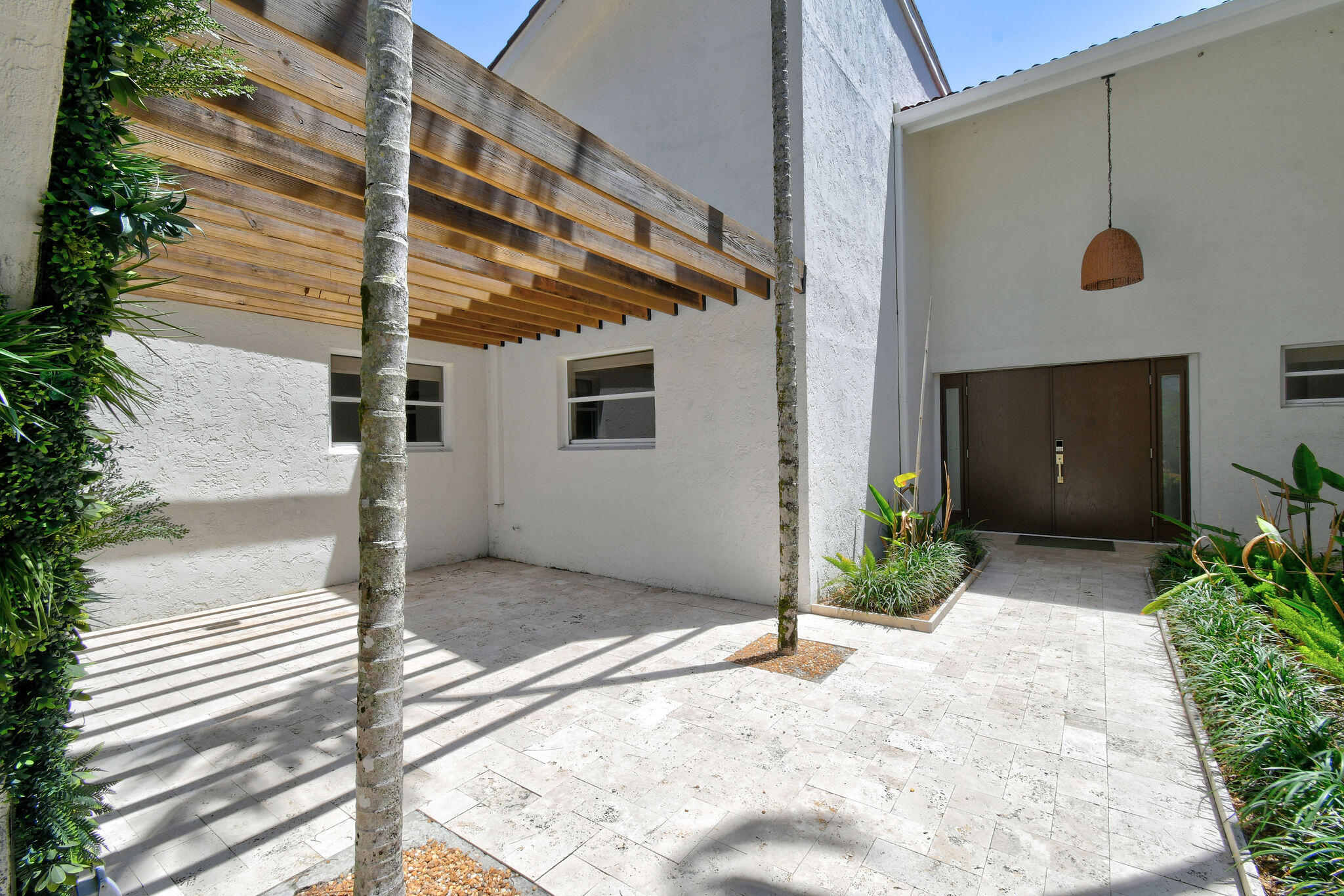 114 N Beach Jupiter Island, FL 33455
