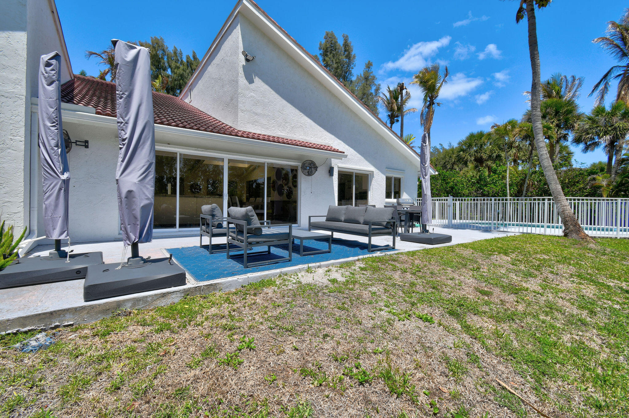 114 N Beach Jupiter Island, FL 33455