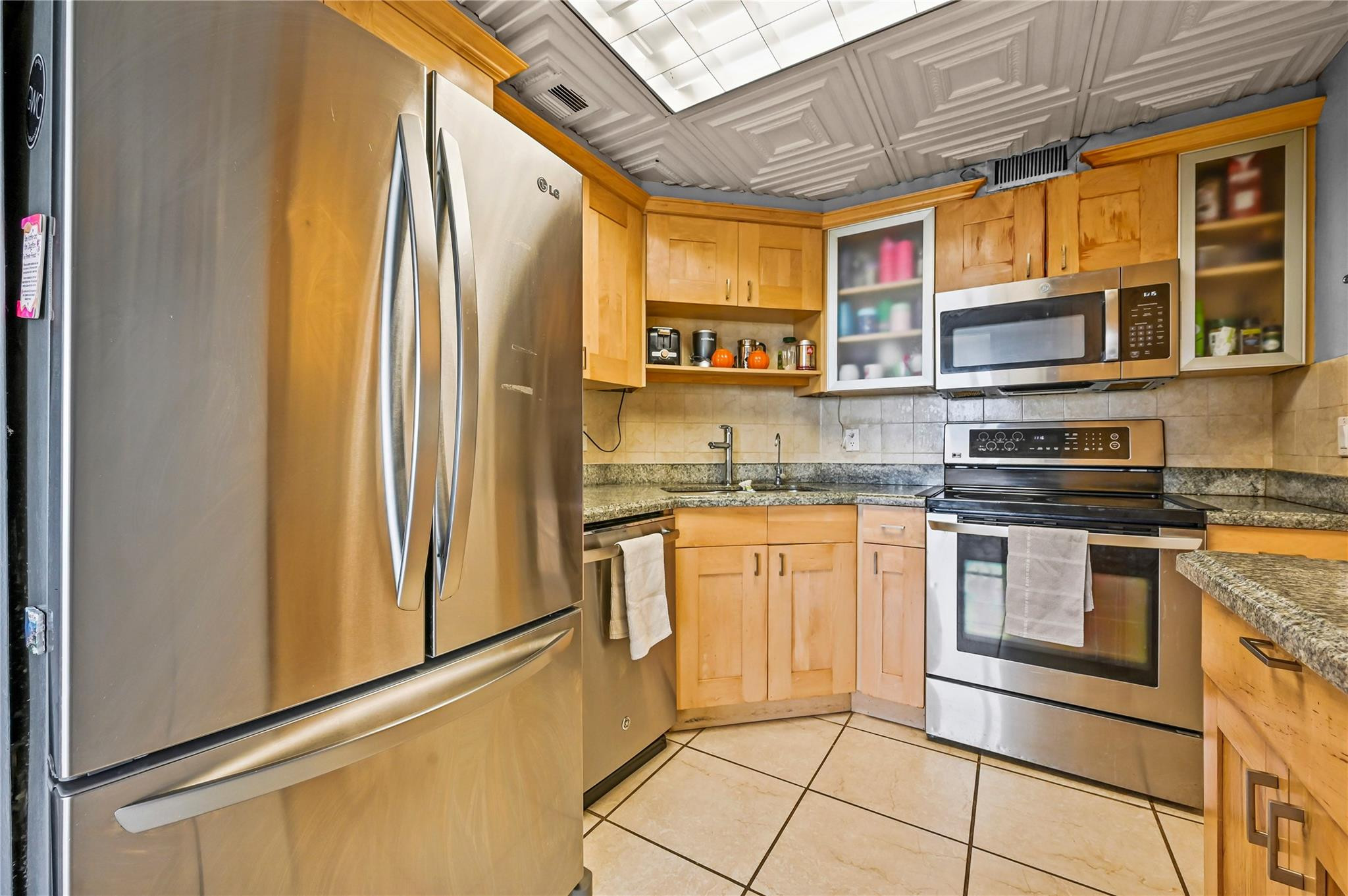 133 N Pompano Bch #702 Pompano Beach, FL 33062