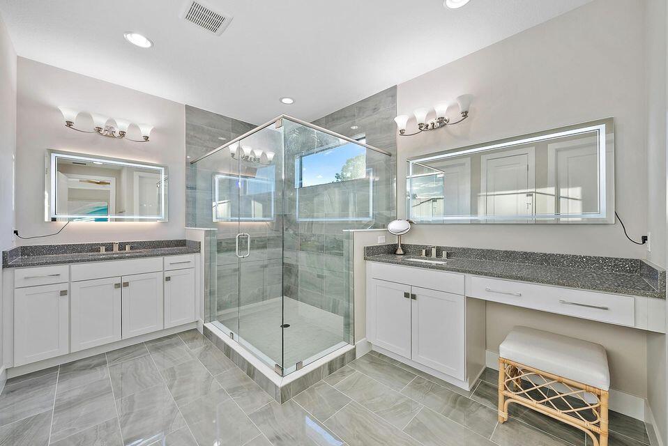 13526 Artisan Palm Beach Gardens, FL 33418