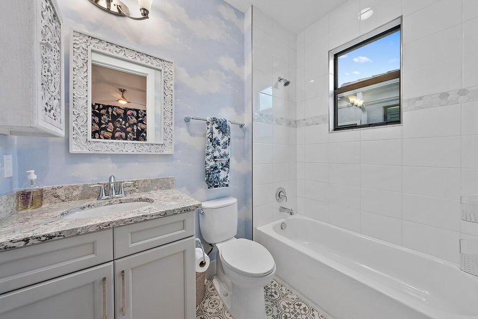 13526 Artisan Palm Beach Gardens, FL 33418