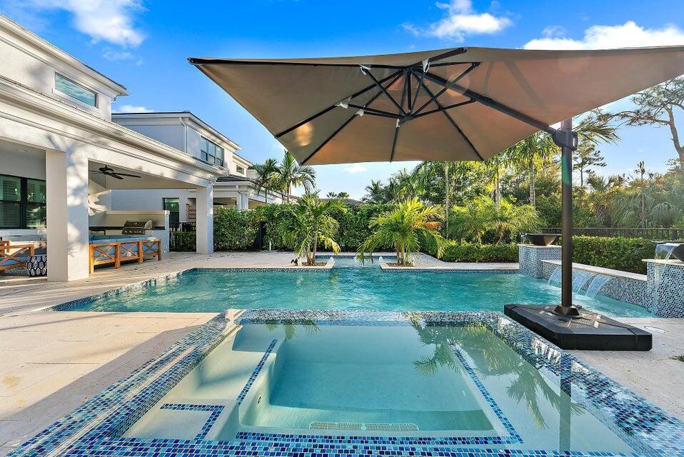 13526 Artisan Palm Beach Gardens, FL 33418