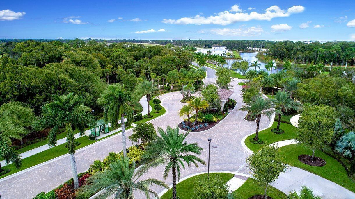 13526 Artisan Palm Beach Gardens, FL 33418