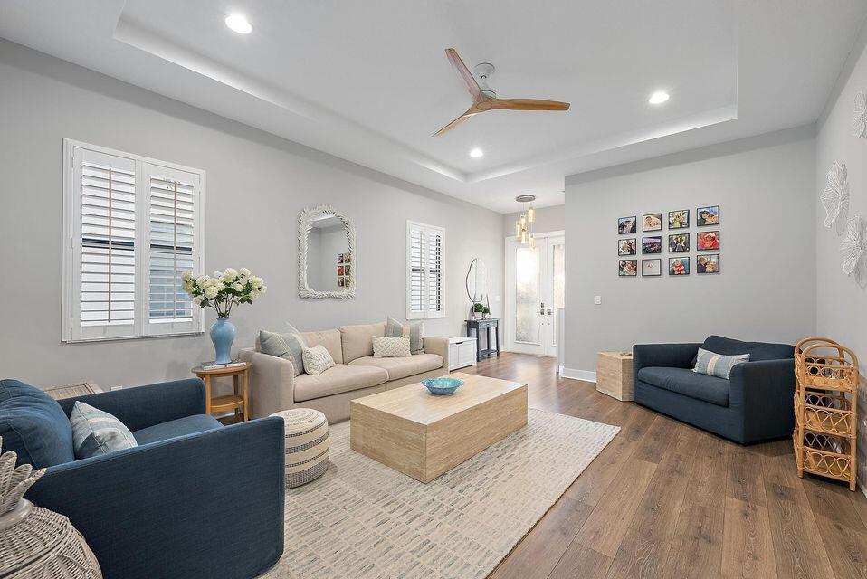 13526 Artisan Palm Beach Gardens, FL 33418