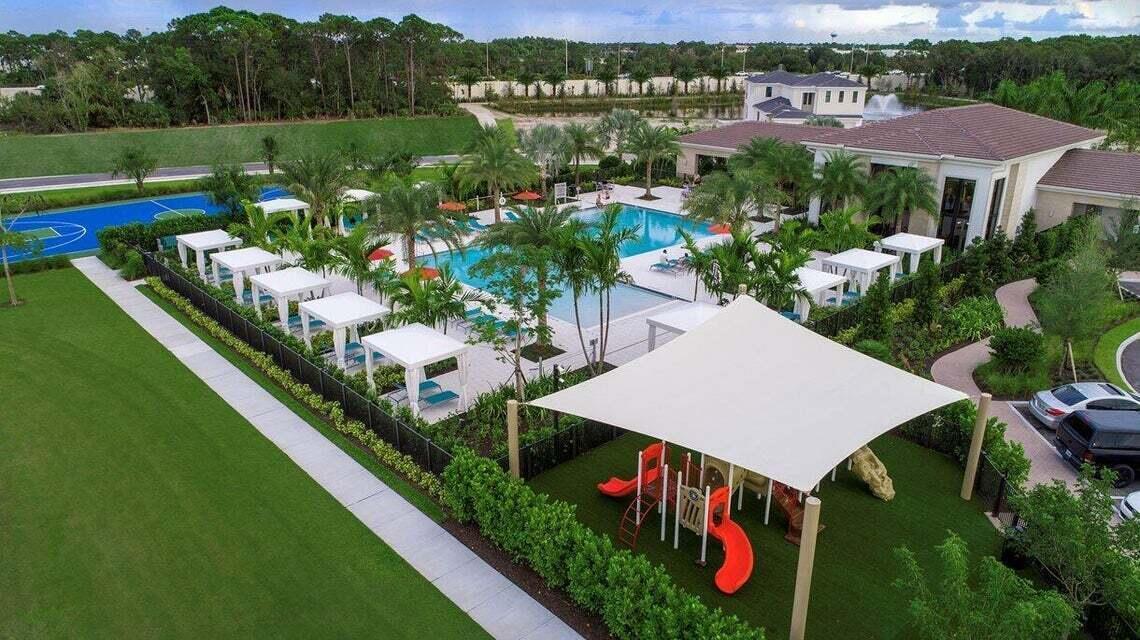 13526 Artisan Palm Beach Gardens, FL 33418