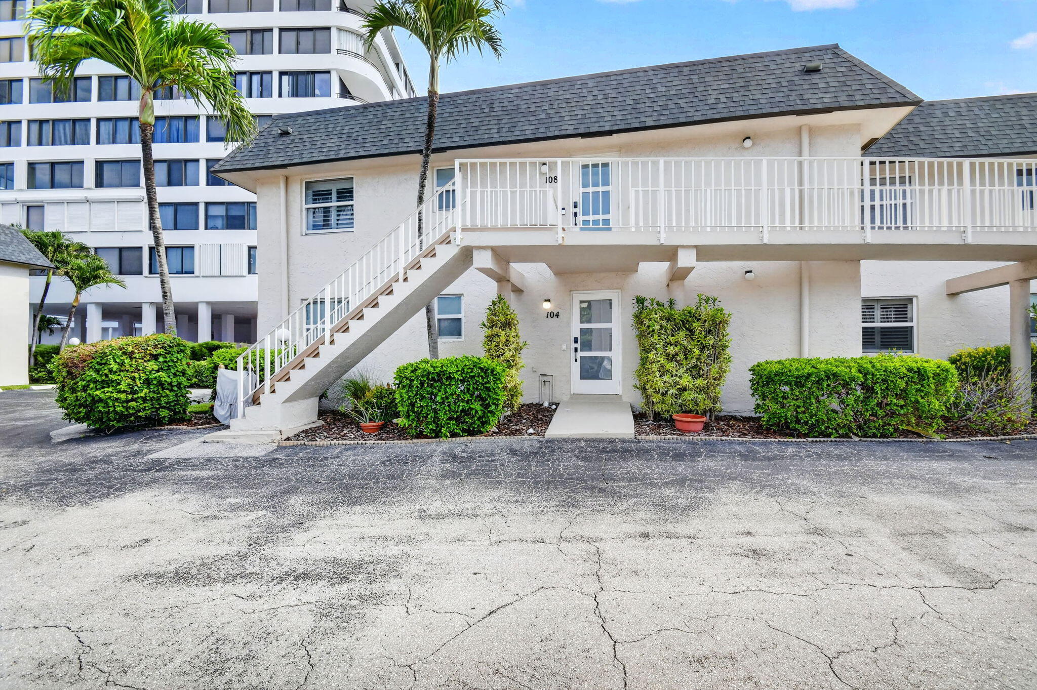 3601 S Ocean #104