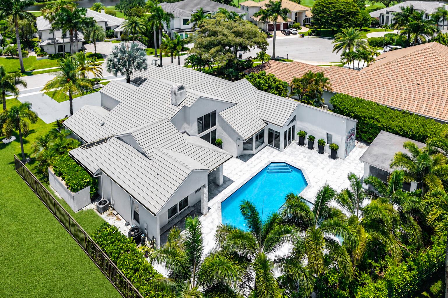 3828 NW 53rd