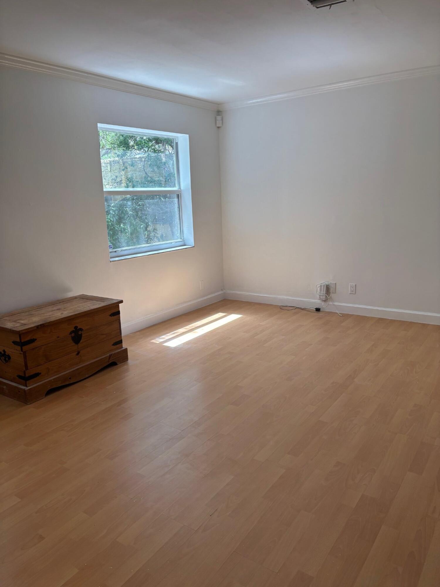 1637 NE 5th #2 Fort Lauderdale, FL 33301