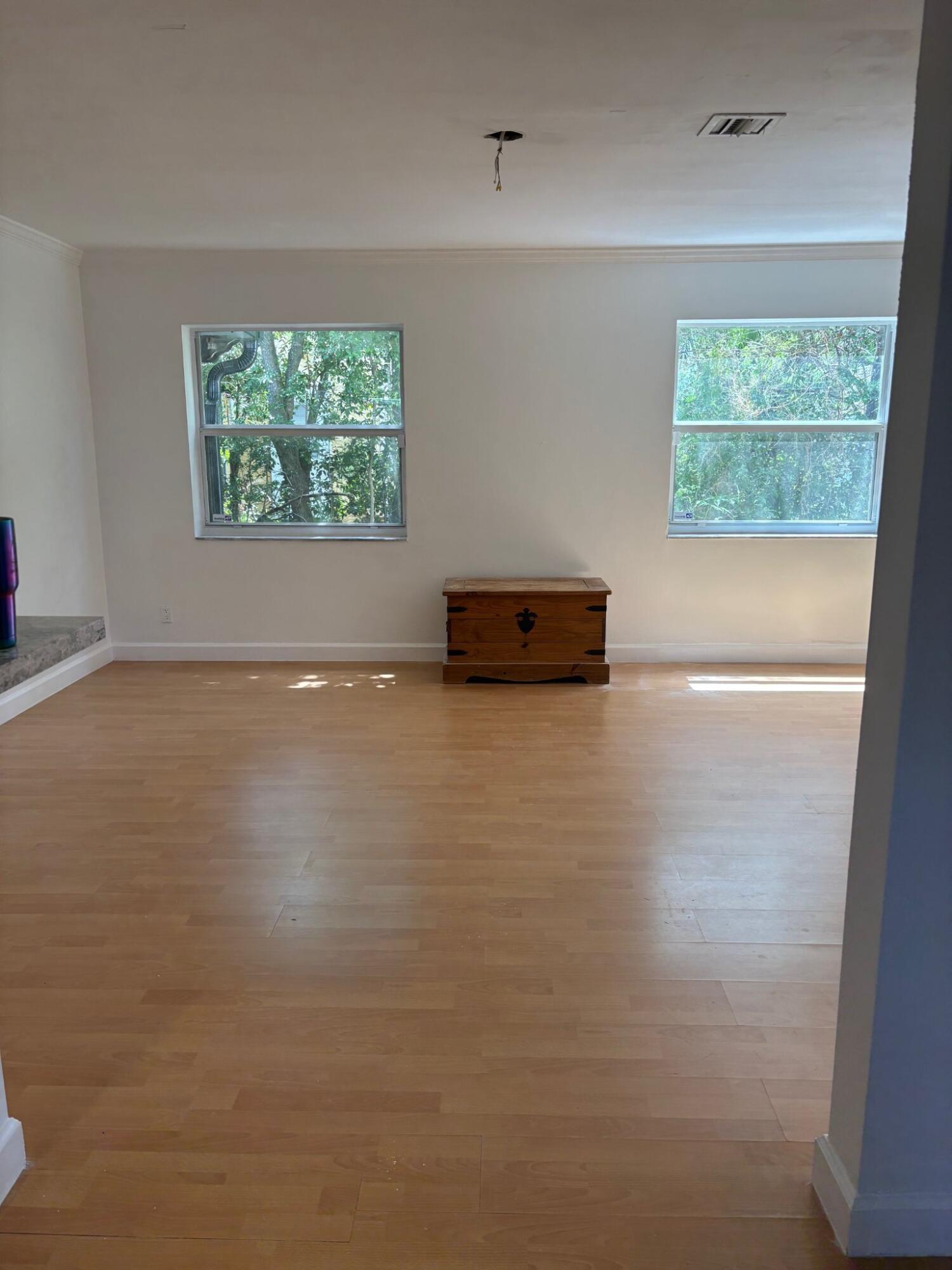 1637 NE 5th #2 Fort Lauderdale, FL 33301