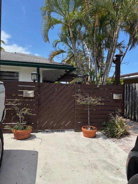 1637 NE 5th #2 Fort Lauderdale, FL 33301