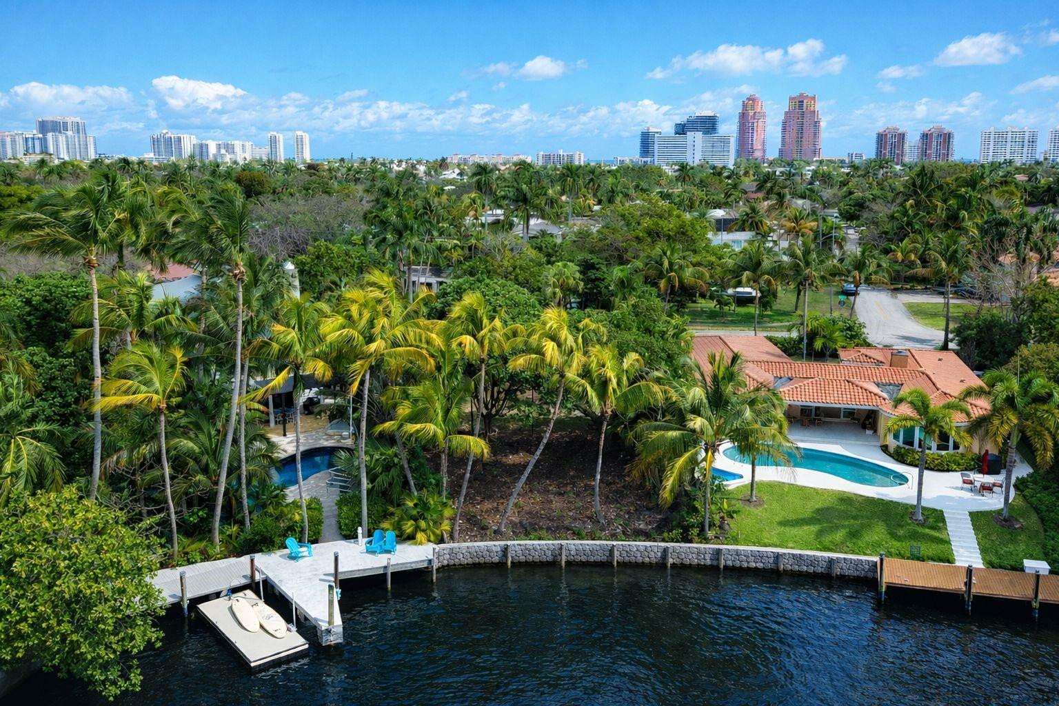 2405 Middle Riv Fort Lauderdale, FL 33305