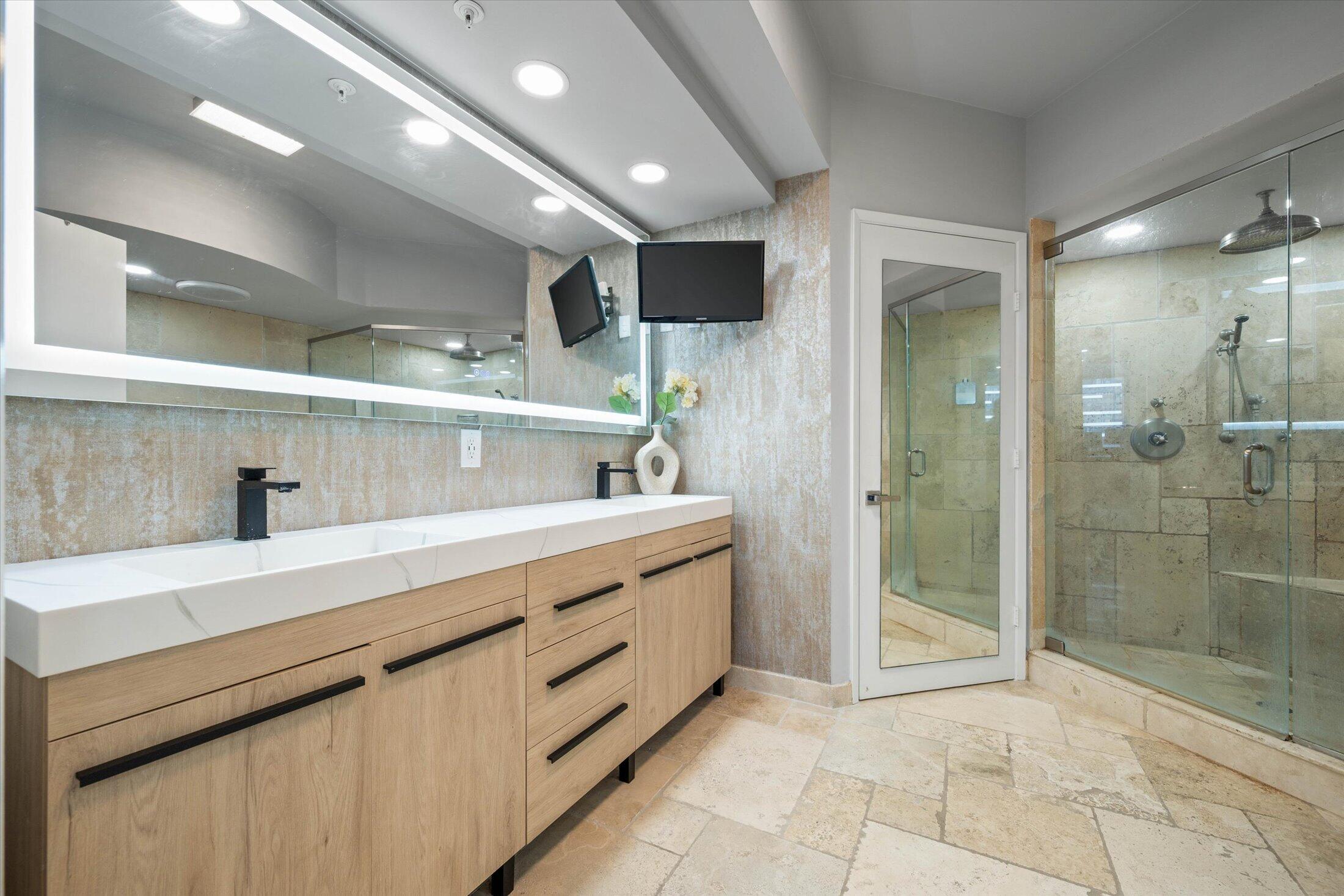 333 Las Olas #Unit 405 Fort Lauderdale, FL 33301