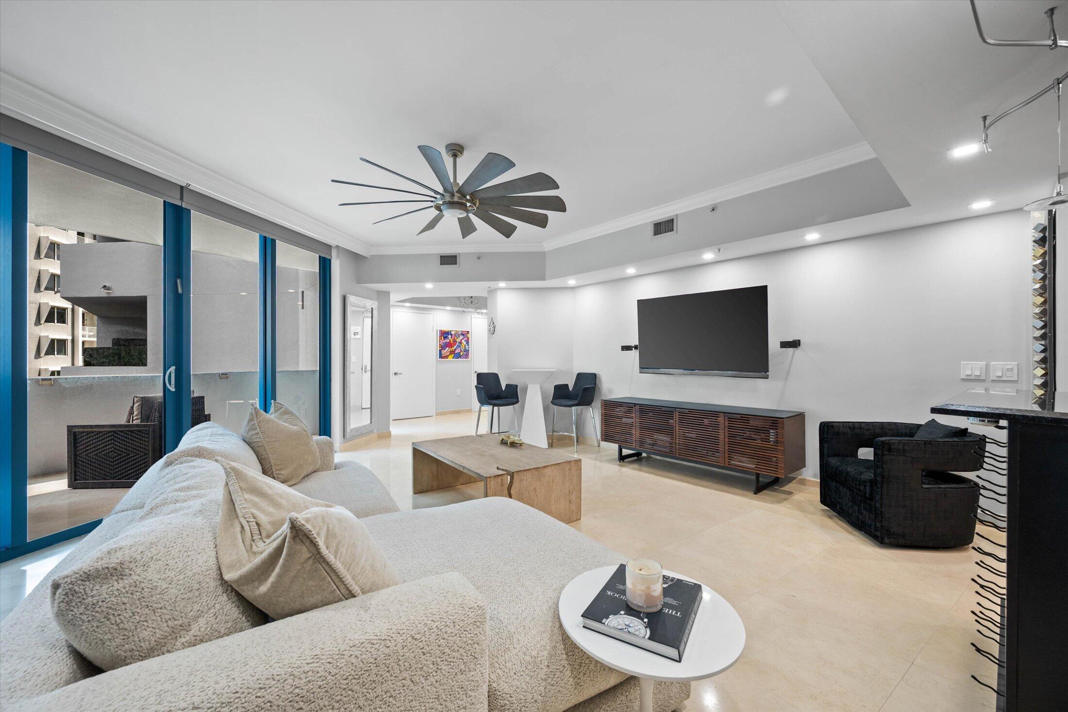 333 Las Olas #Unit 405 Fort Lauderdale, FL 33301