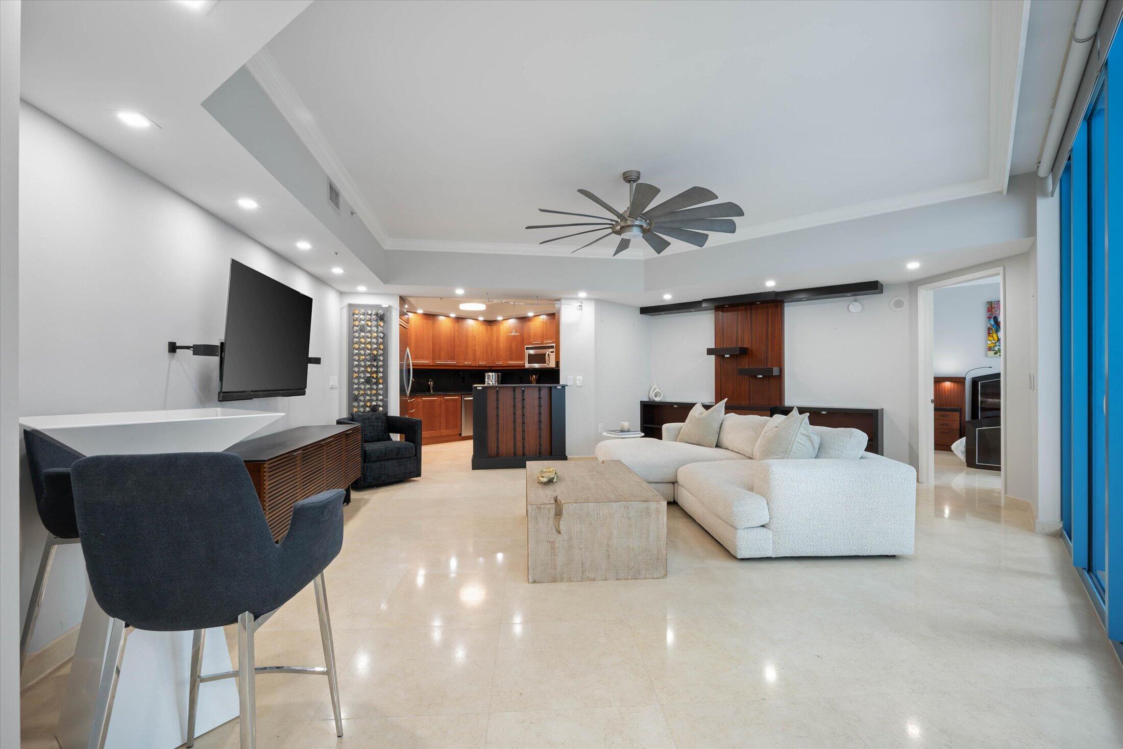 333 Las Olas #Unit 405 Fort Lauderdale, FL 33301