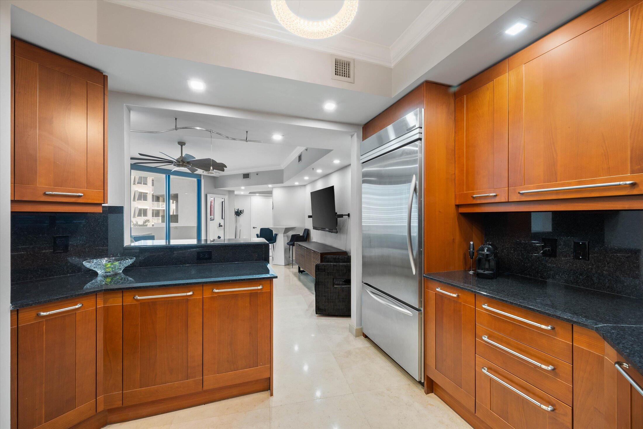 333 Las Olas #Unit 405 Fort Lauderdale, FL 33301