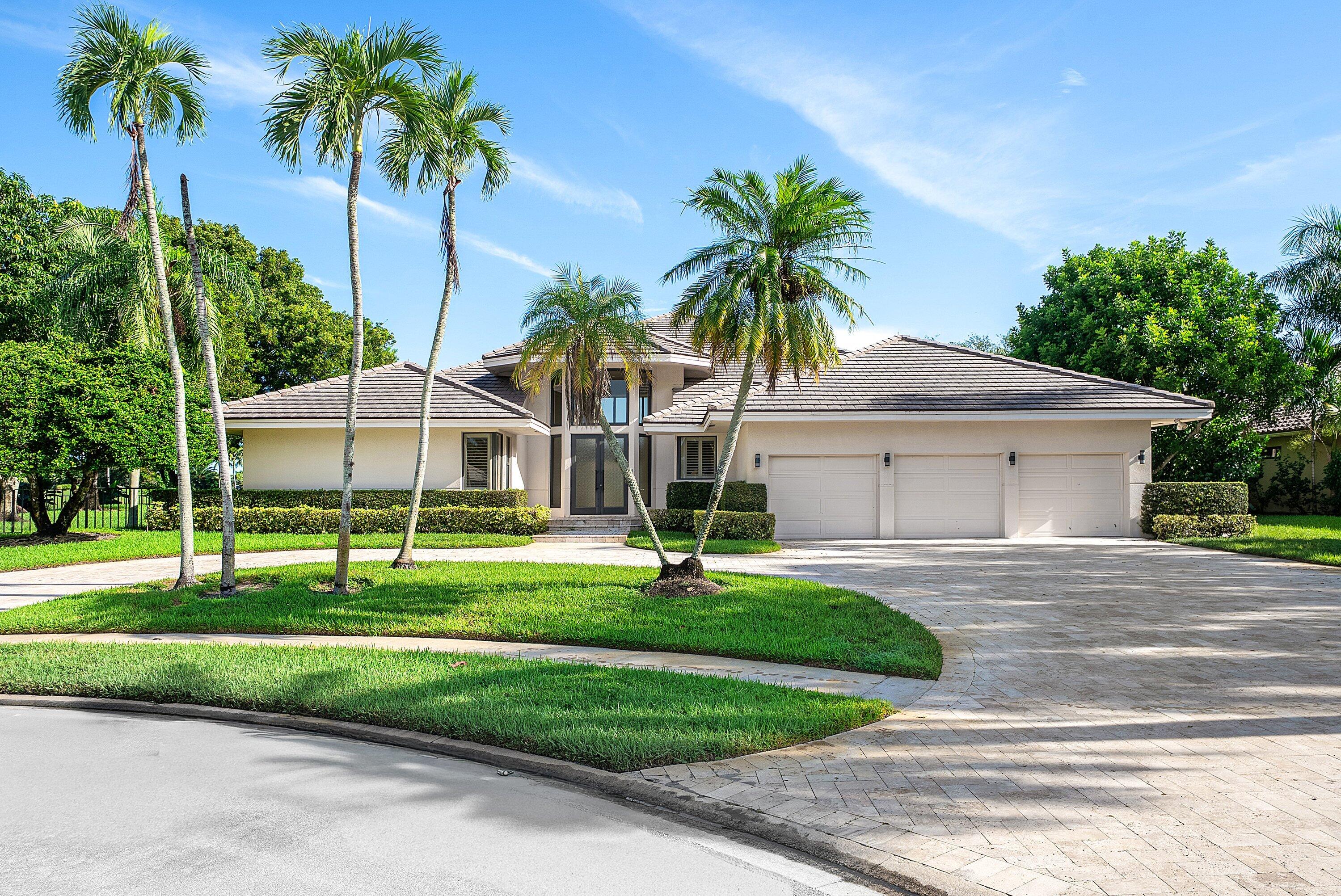 4044 Pacaya Cir