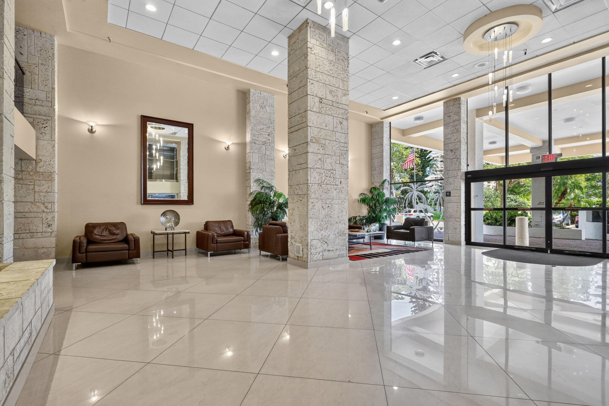 image Winston Towers 70033