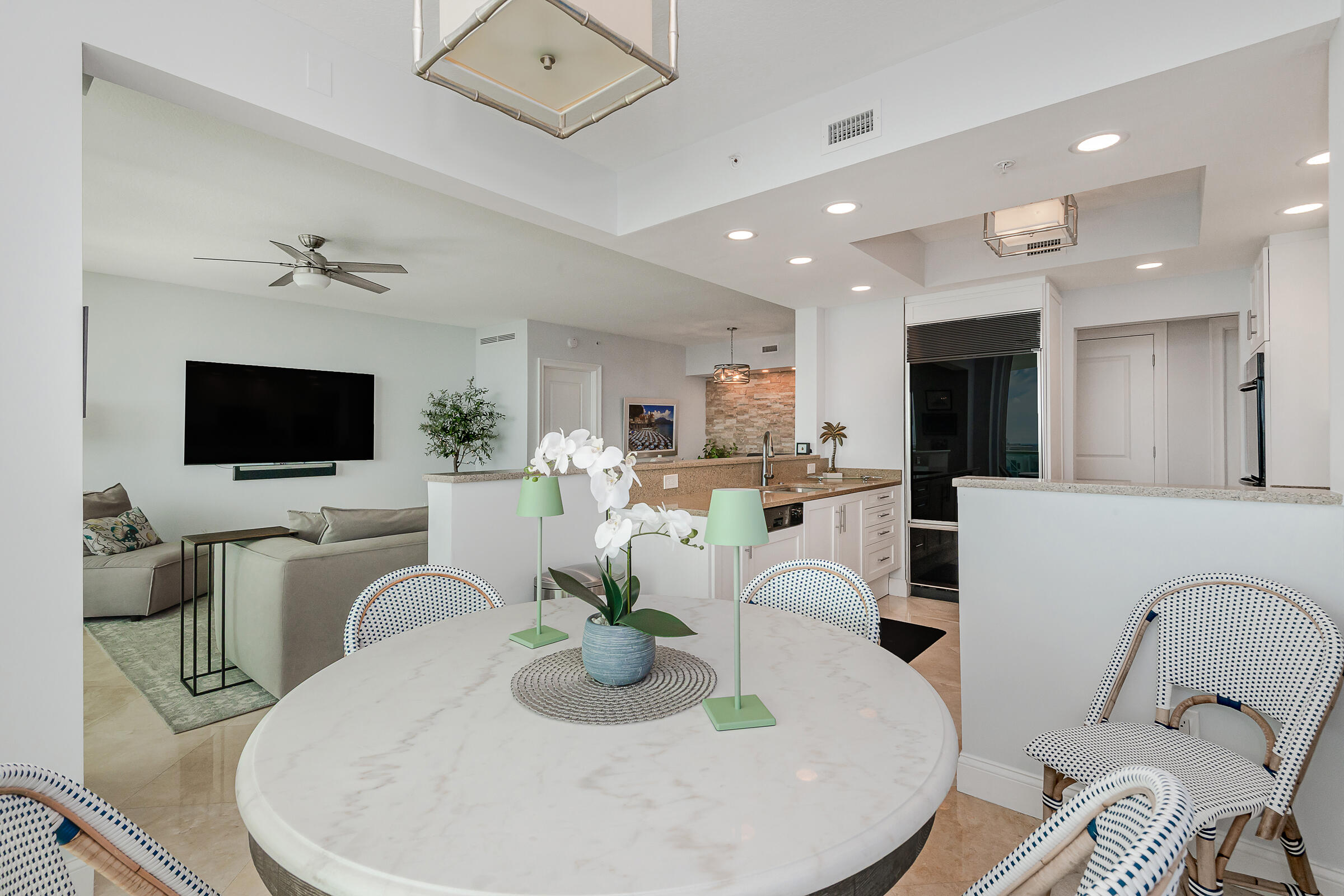 411 N New Riv Dr #1205 Fort Lauderdale, FL 33301
