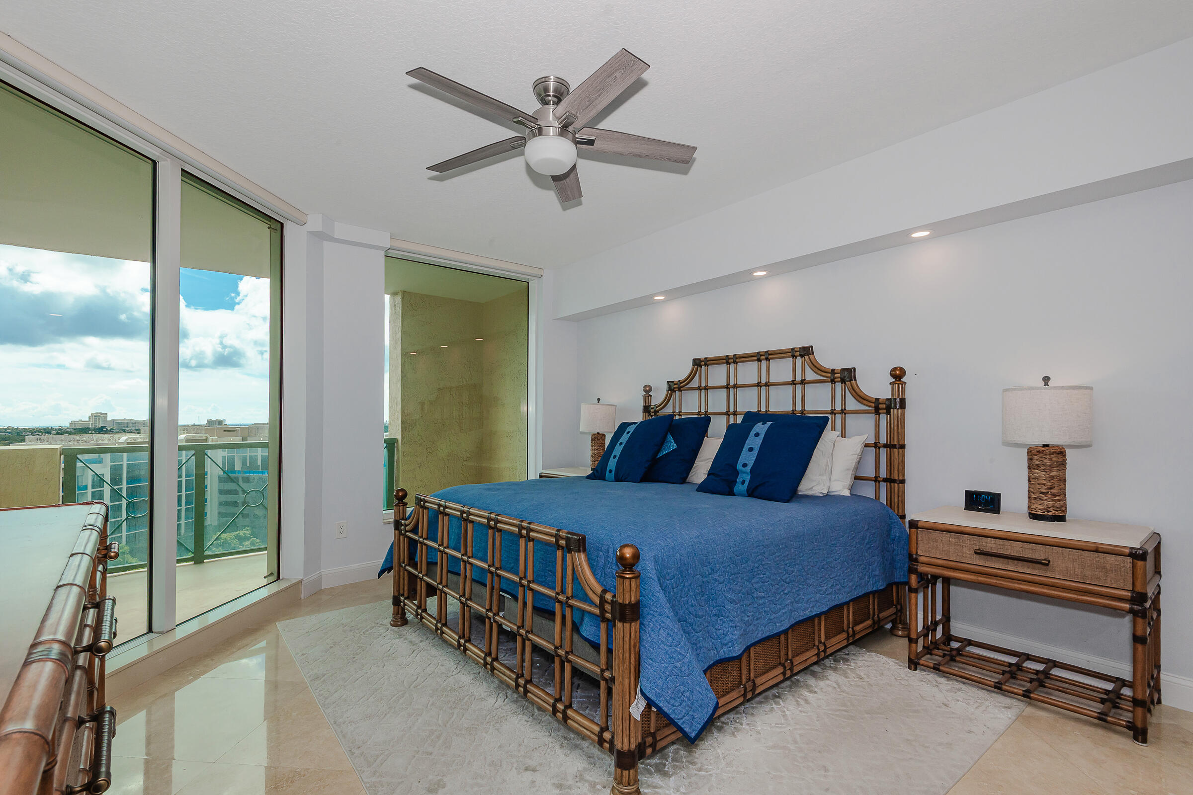 411 N New Riv Dr #1205 Fort Lauderdale, FL 33301