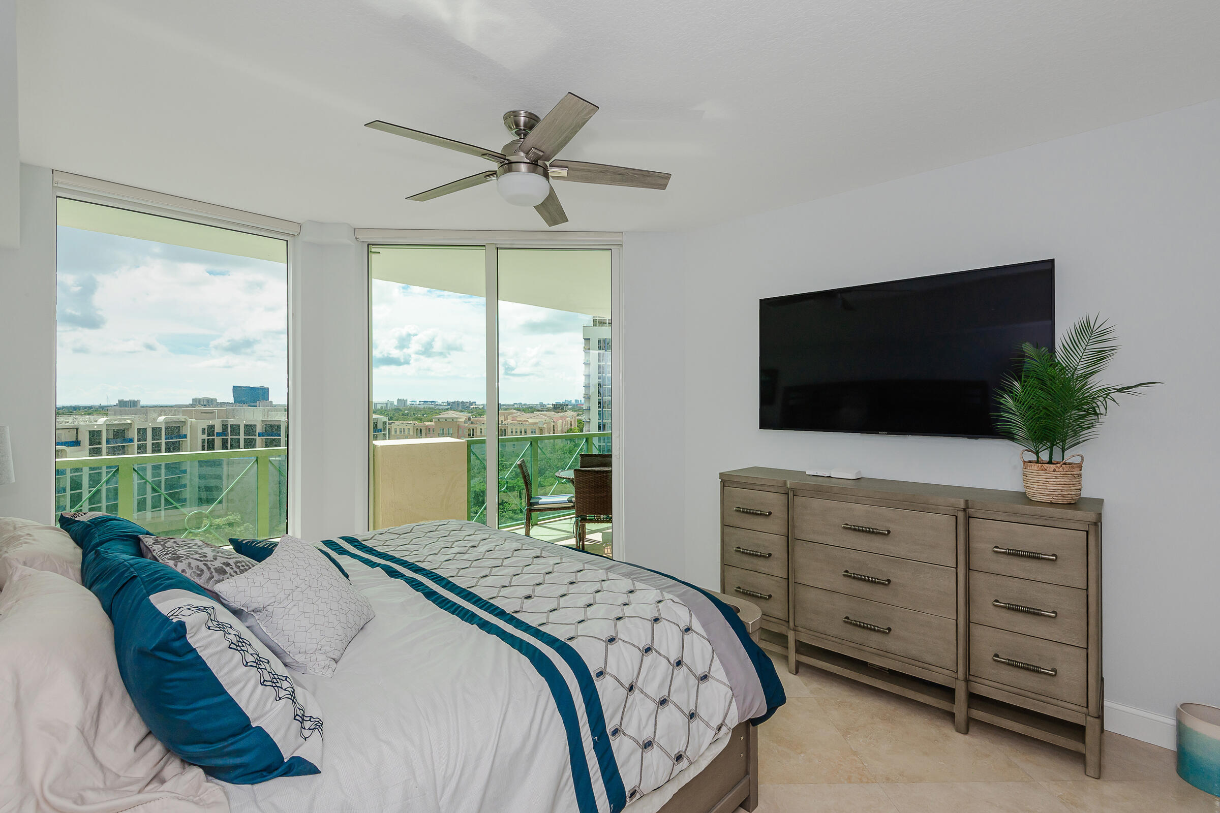 411 N New Riv Dr #1205 Fort Lauderdale, FL 33301